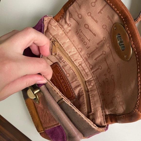 NWOT Fossil Leather & Suede Multi Patchwork Purse - Picture 5 of 7
